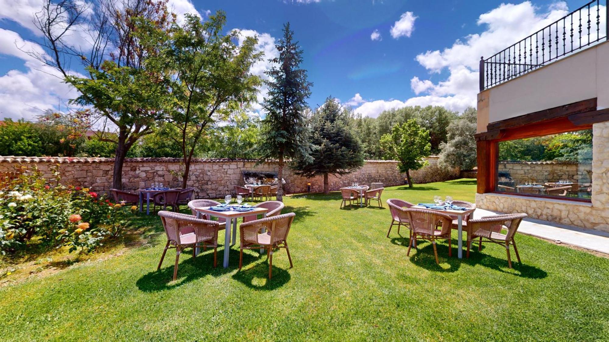 Azz Penafiel Las Claras Hotel & Spa Екстер'єр фото