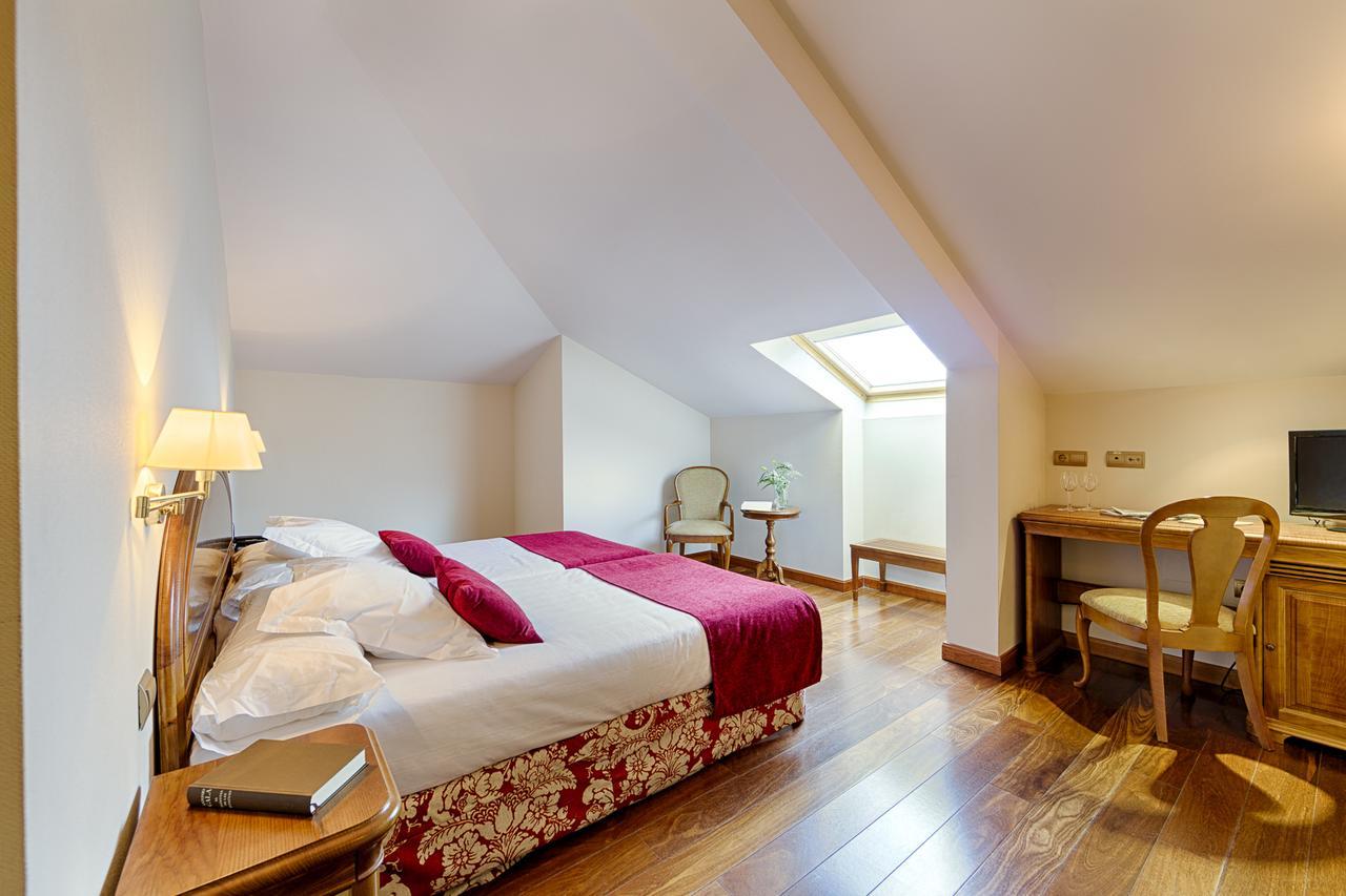 Azz Penafiel Las Claras Hotel & Spa Екстер'єр фото
